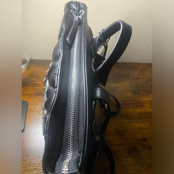 Steve Madden quilted backpack purse - Picture 9 of 11